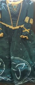 Brave dress costume Disney store 7 8